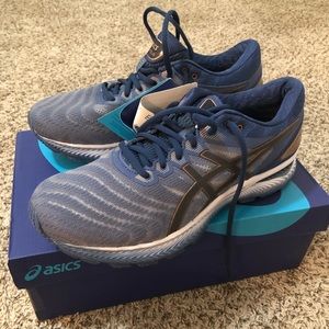 Men’s ASICS Gel-Nimbus 22 Running Shoes